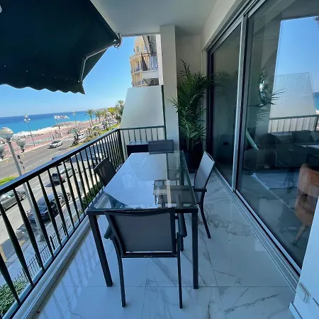 Le Saint-george Riviera Apartment *